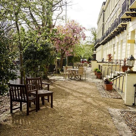 Royal Cambridge Hotel エクステリア 写真