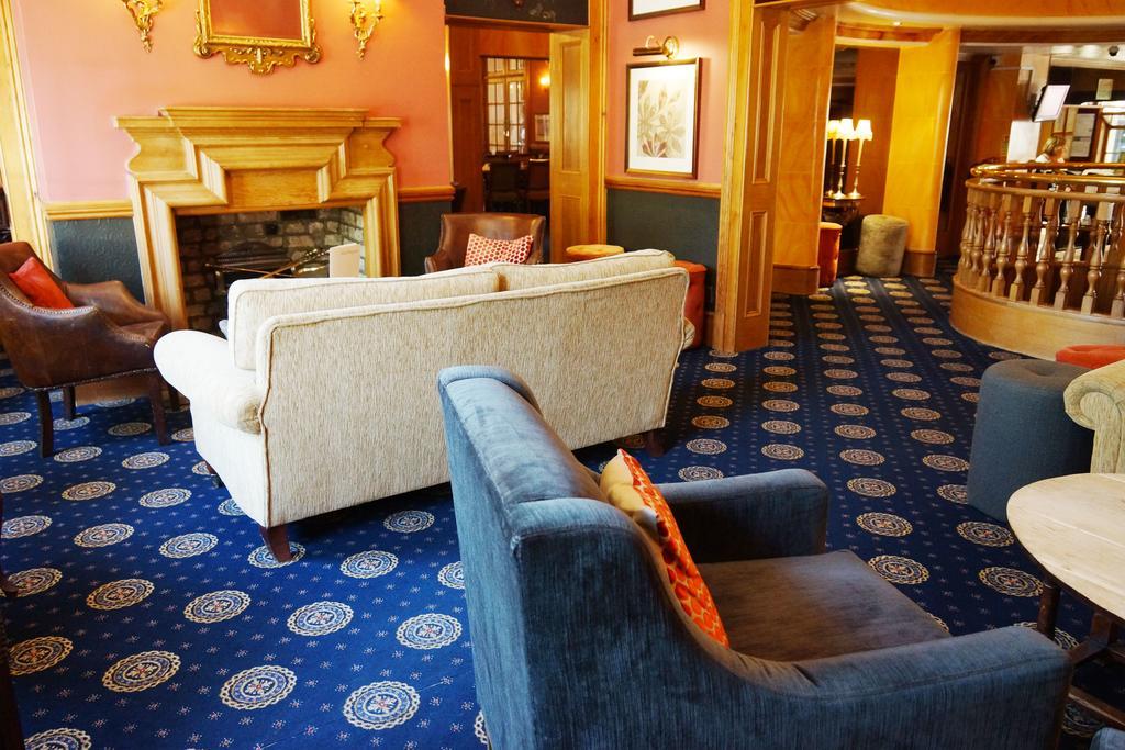 Royal Cambridge Hotel エクステリア 写真