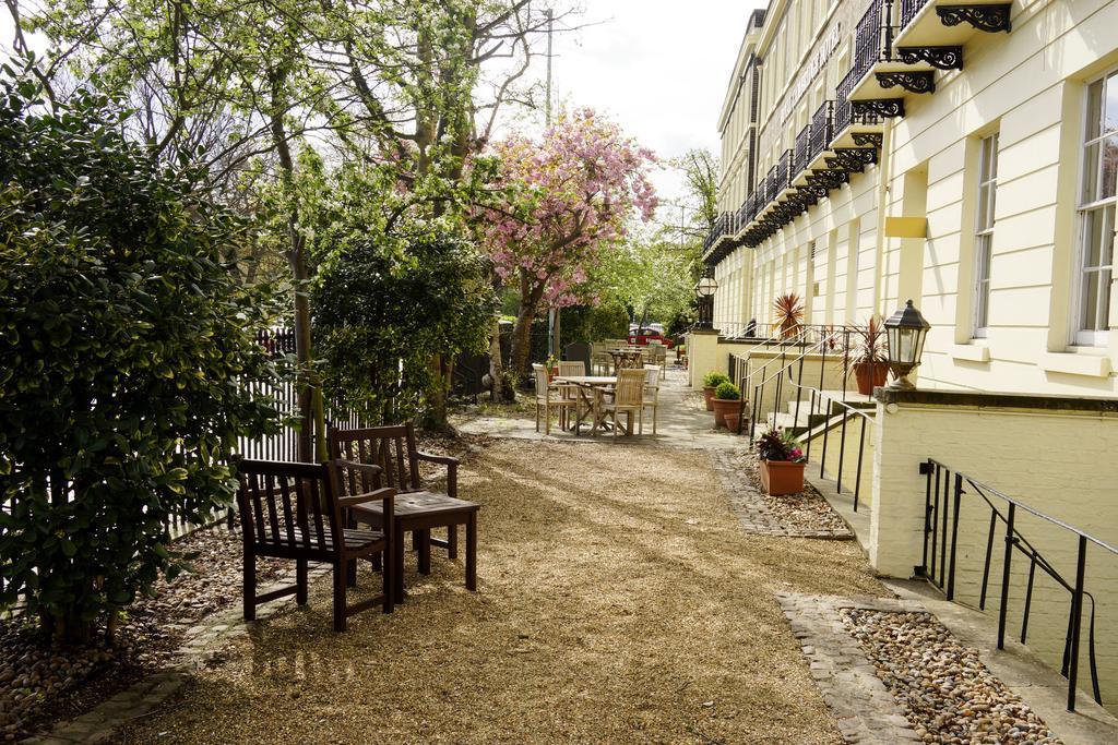 Royal Cambridge Hotel エクステリア 写真