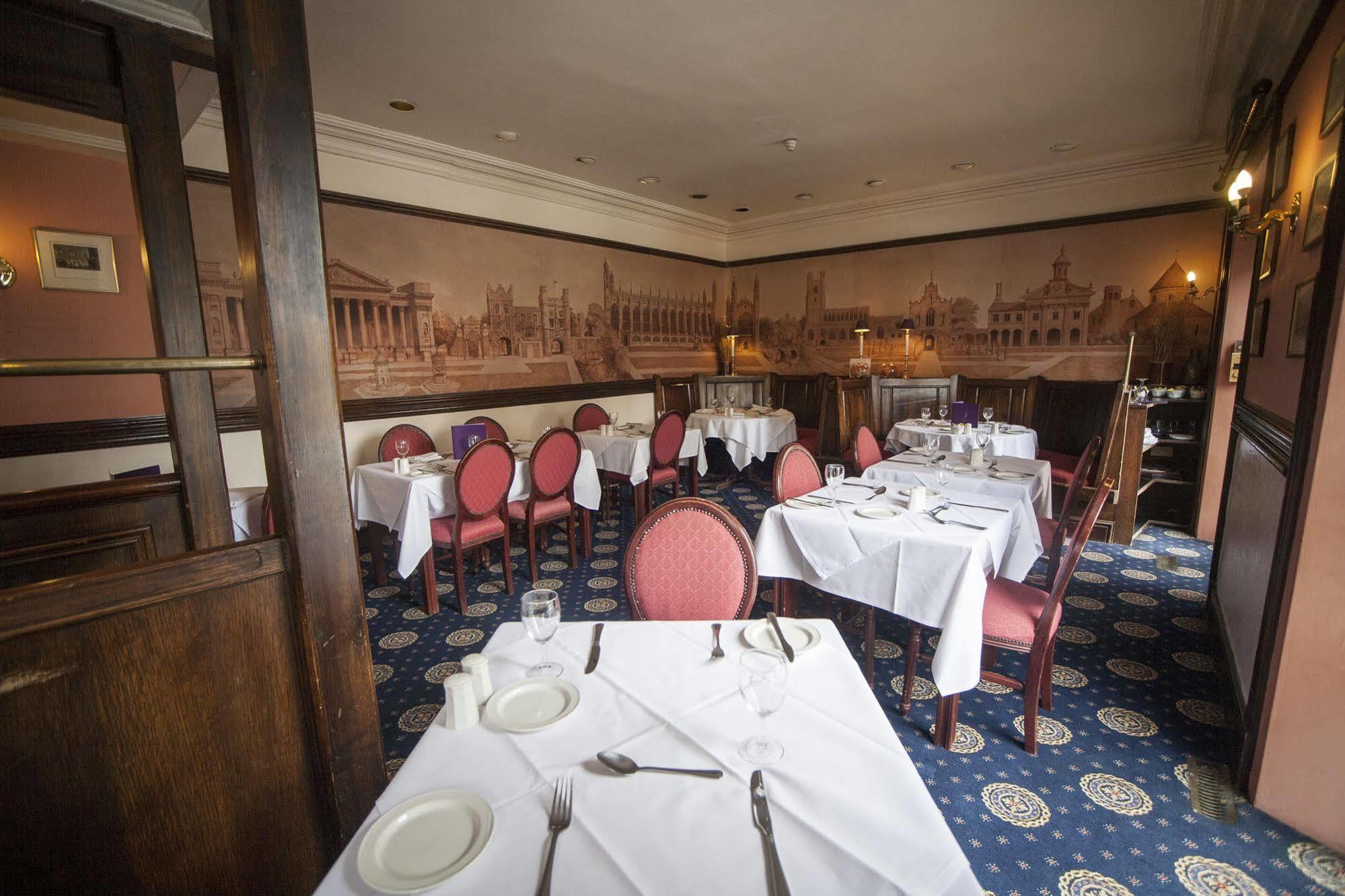 Royal Cambridge Hotel エクステリア 写真