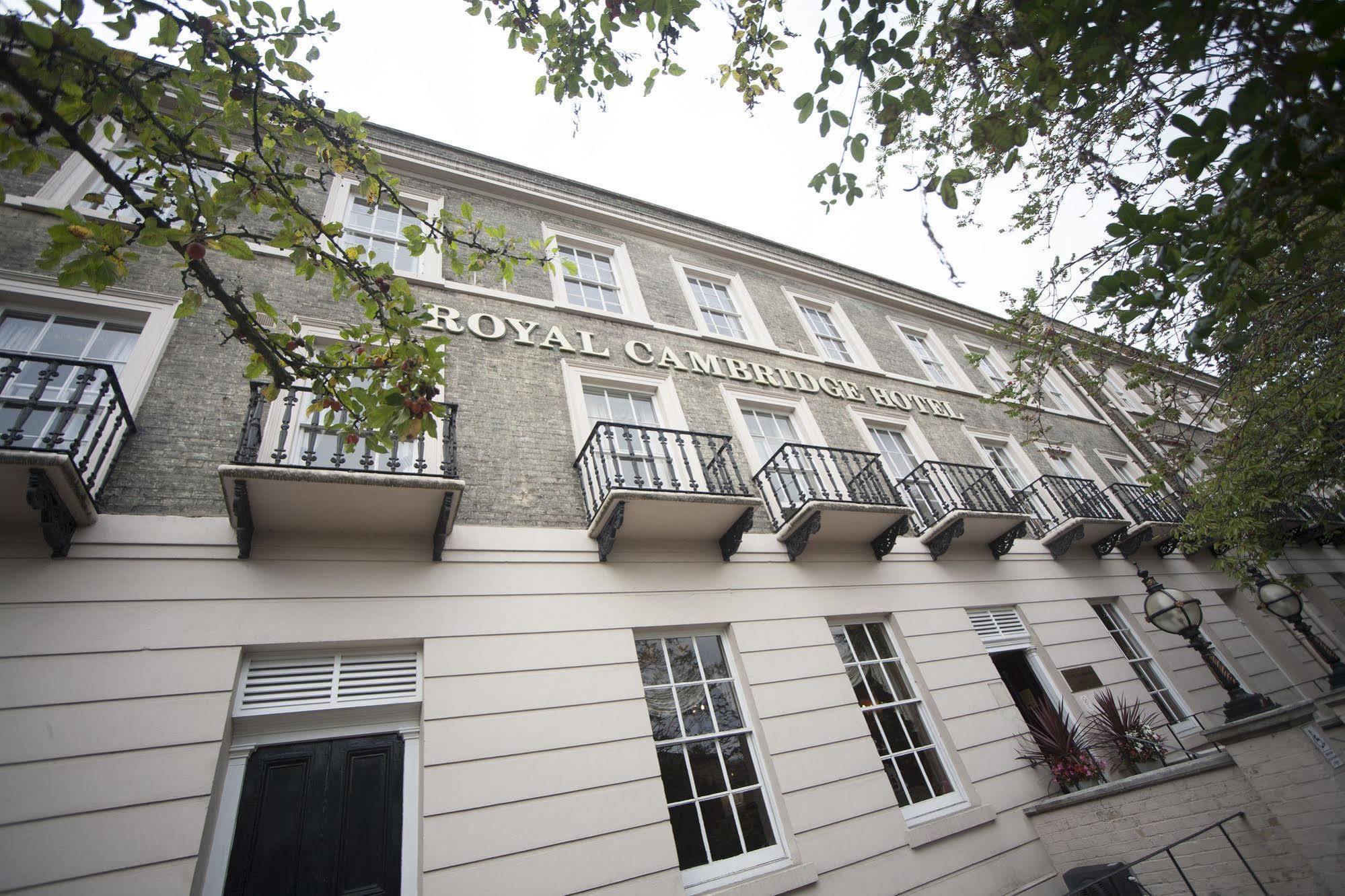 Royal Cambridge Hotel エクステリア 写真