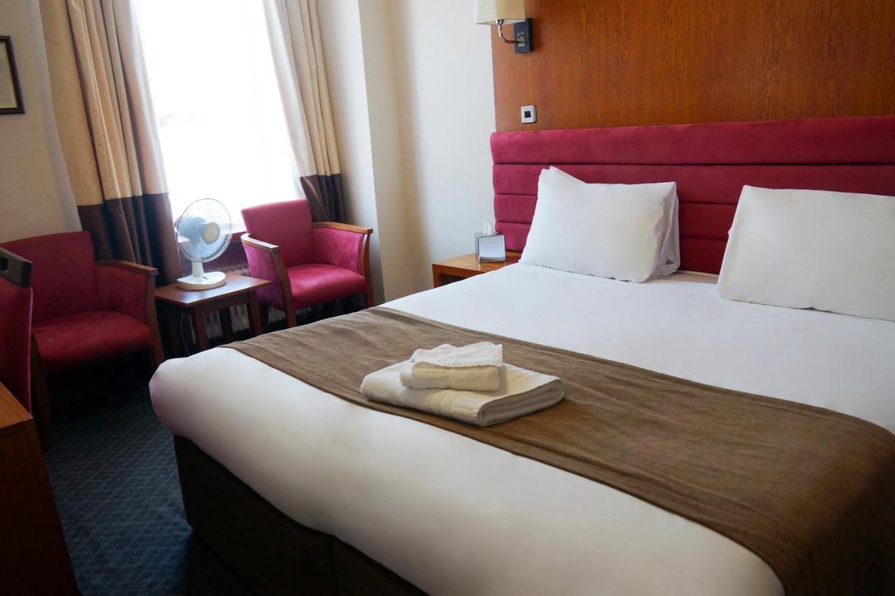 Royal Cambridge Hotel エクステリア 写真