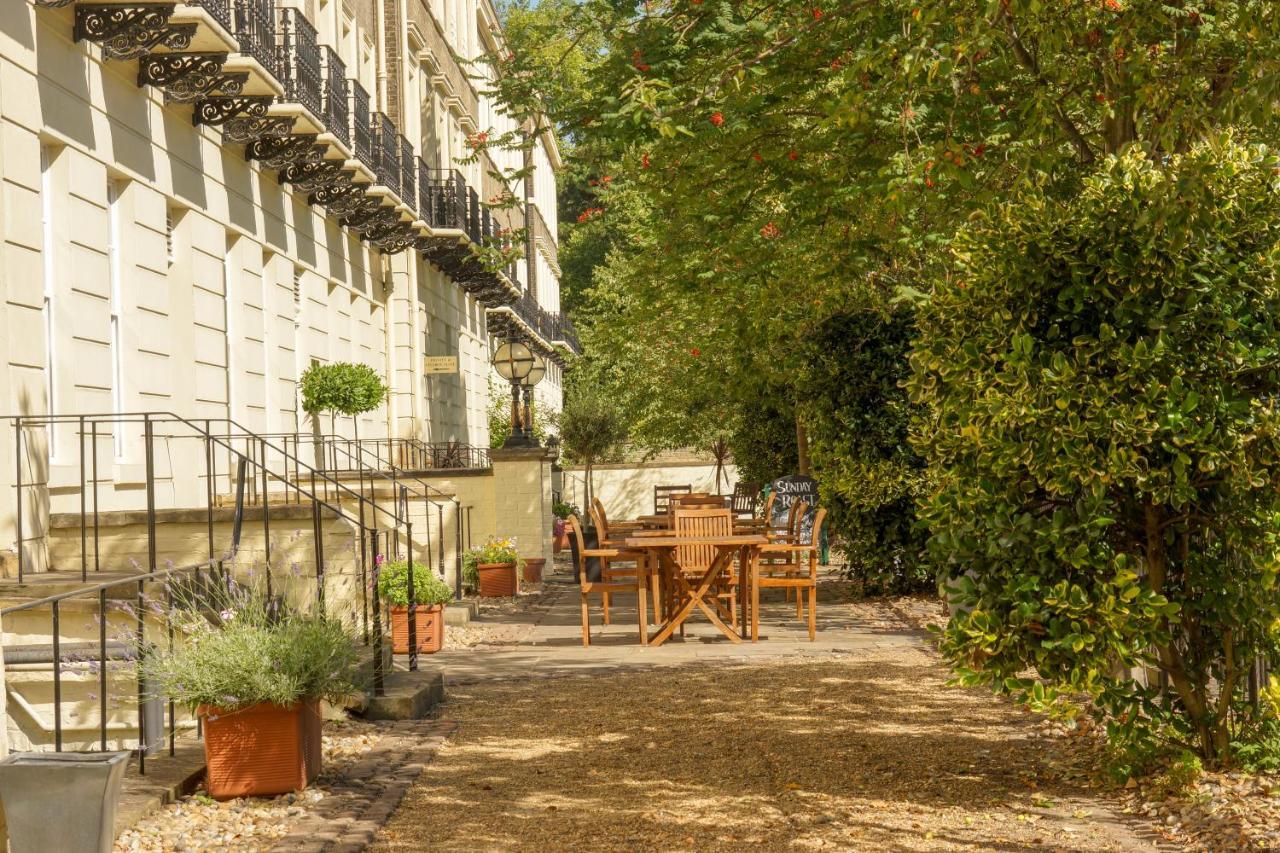 Royal Cambridge Hotel エクステリア 写真